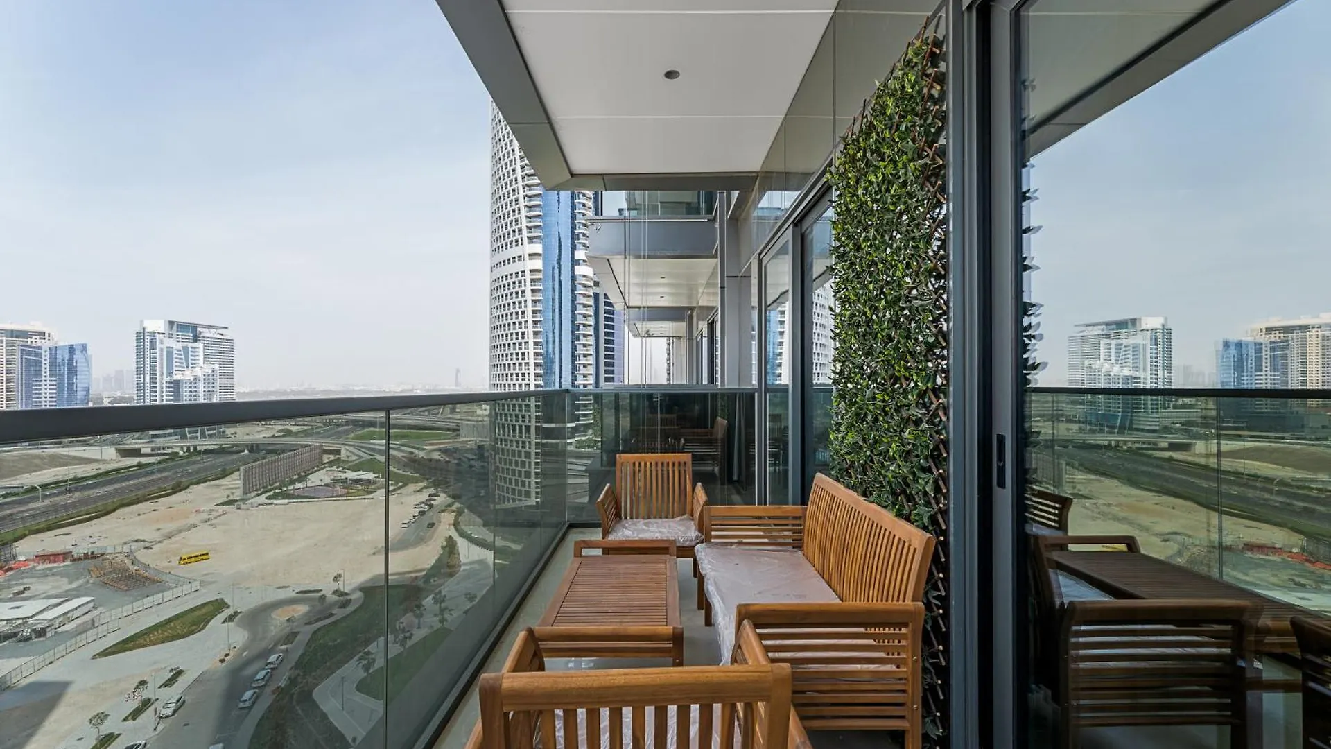 Amazing 1Br Apt In Business Bay - Nobles Tower - Close To Dubai Mall 0*,  United Arab Emirates